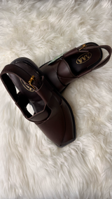 Saddle Brown Heritage