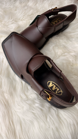 Saddle Brown Heritage